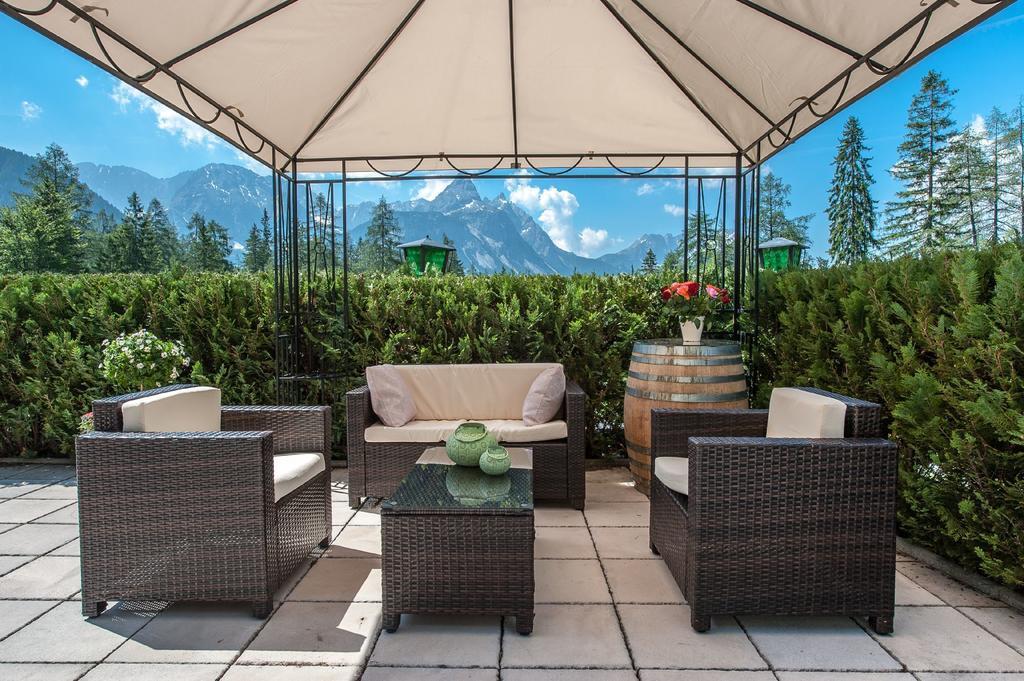 Zugspitzhotel Diana Thoerle Ehrwald Exterior photo